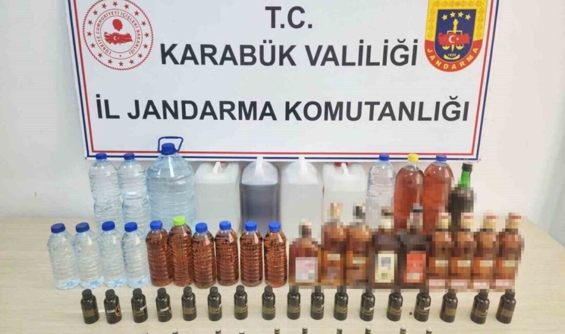 Karabük’te Jandarma Operasyonu: Sahte Alkol Üretimine Geçit Yok! Karabük'te jandarma, bir evde düzenlediği operasyonda 10 litre etil alkol,