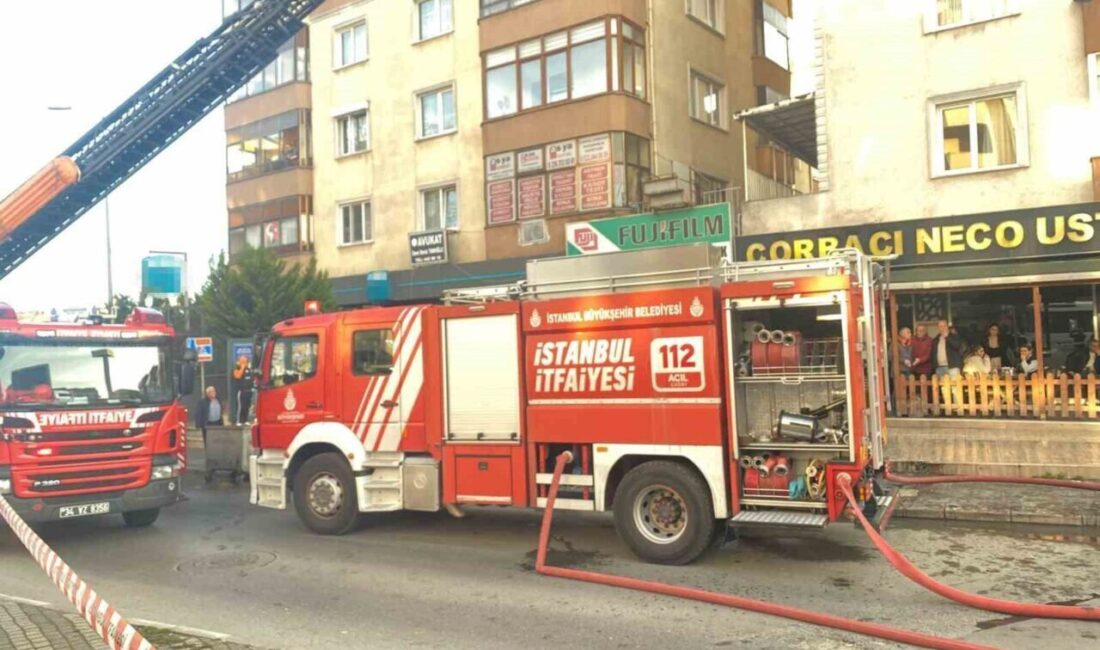 Kartal’da 6 Katlı Binanın Çatı Katında Yangın Çıktı İstanbul Kartal'da, Cevizli Mahallesi'nde yer alan 6 katlı bir binanın