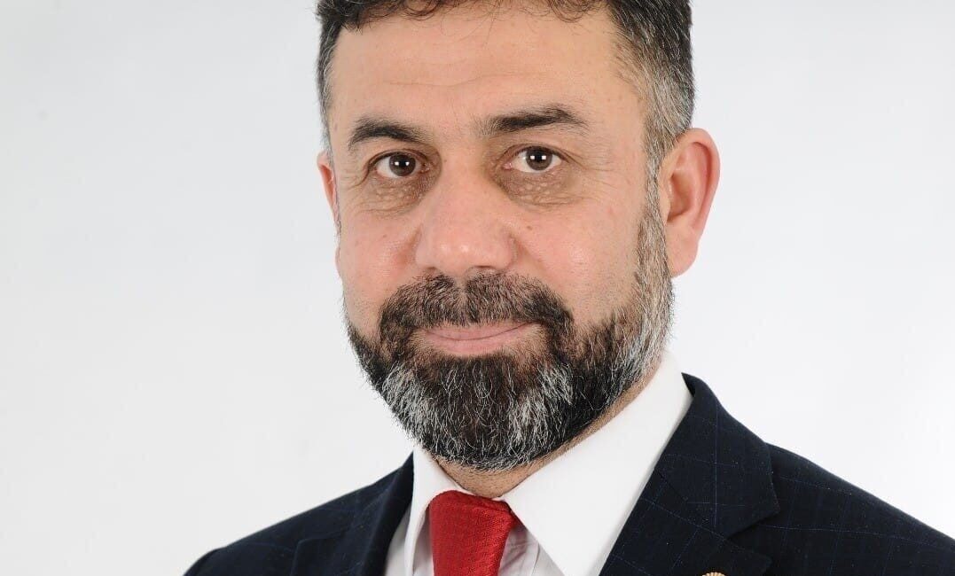 Saadet Partisi Kütahya İl Başkanlığı’nda Başkanlık Değişikliği Gerçekleşti Saadet Partisi Kütahya İl Başkanlığı’nda görev değişikliği gerçekleşti. Ahmet Sunar,