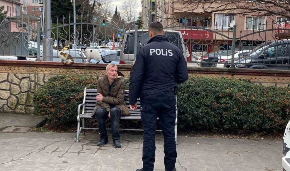 İzmit’te parkta yürüyen bir kişi, köpek tarafından ısırılarak yaralandı Kocaeli'nin İzmit ilçesinde, Kadıköy Mahallesi'ndeki Doğu Kışla Parkı'nda yürüyen L.A.,