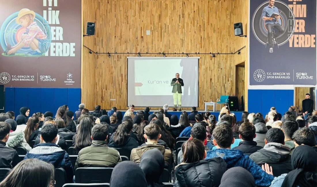 Refahiye’de “Kur’an ve Bilim” Konferansı Düzenlendi Erzincan'ın Refahiye ilçesinde, Değer Erzincan projesi çerçevesinde "Kur’an ve Bilim"