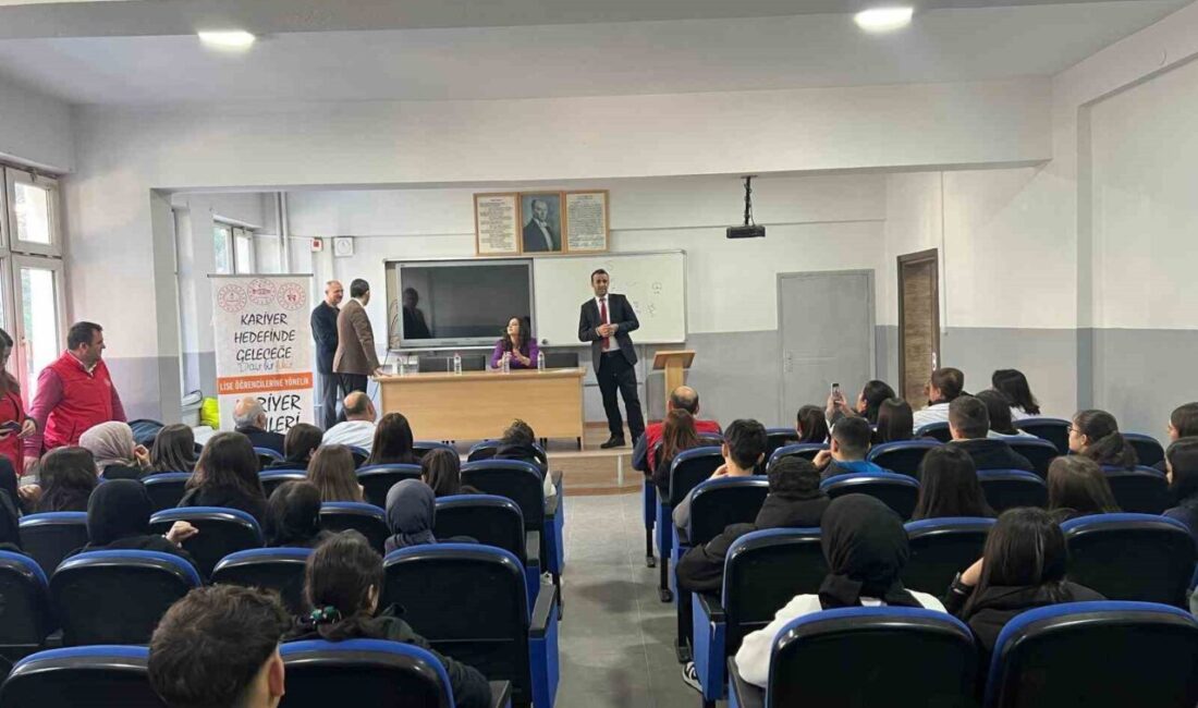 Düzce’de Lise Öğrencilerine Vergi Bilinci Eğitimi Veriliyor Düzce'de Bahçeşehir Gençlik Merkezi, lise öğrencilerine vergi bilinci oluşturmak amacıyla