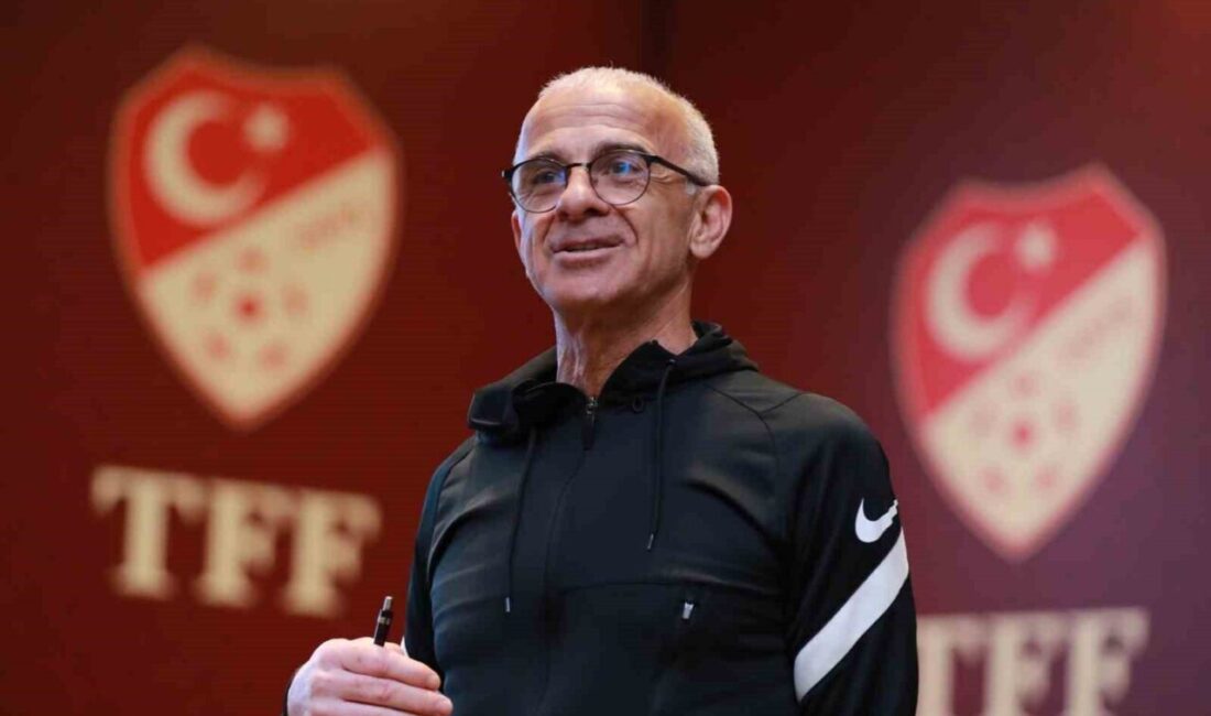 Oğuz Çetin Hastaneye Kaldırıldı, TFF’den Geçmiş Olsun Mesajı Eski milli futbolcu ve teknik direktör Oğuz Çetin, sağlık sorunları