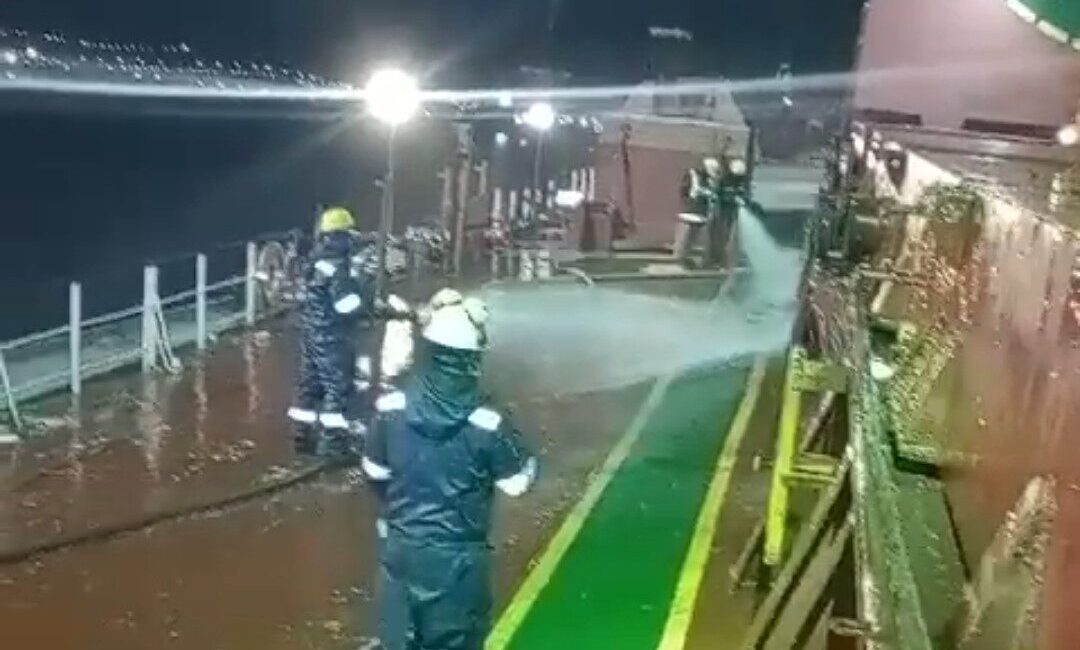 Yumurtalık’taki Sanko Limanı’nda kuru yük gemisinde çıkan yangın büyük ölçüde söndürüldü Adana'nın Yumurtalık ilçesindeki Sanko Limanı'nda, Thor Monadıc adlı kuru yük