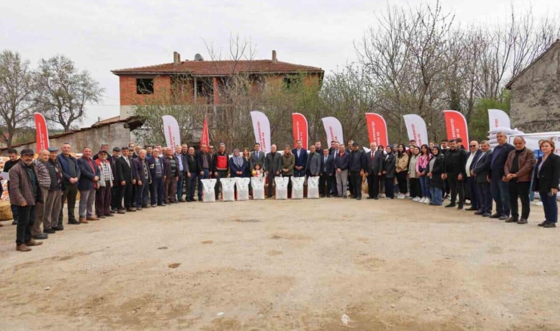 Bilecik’te Çiftçilere Dane Mısır, Ayçiçeği ve Nohut Dağıtımı Yapıldı Bilecik'te tarımsal üretimi destekleyen "Kurtköy Köyü Birlikte Üretim Modeli Projesi"