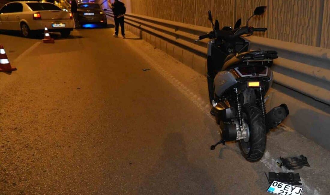 Kırıkkale’de otomobilin motosiklete çarpması sonucu iki kişi yaralandı. Kırıkkale'de otomobilin motosiklete çarpması sonucu T.Ö. ve H.D. yaralandı. Kaza,