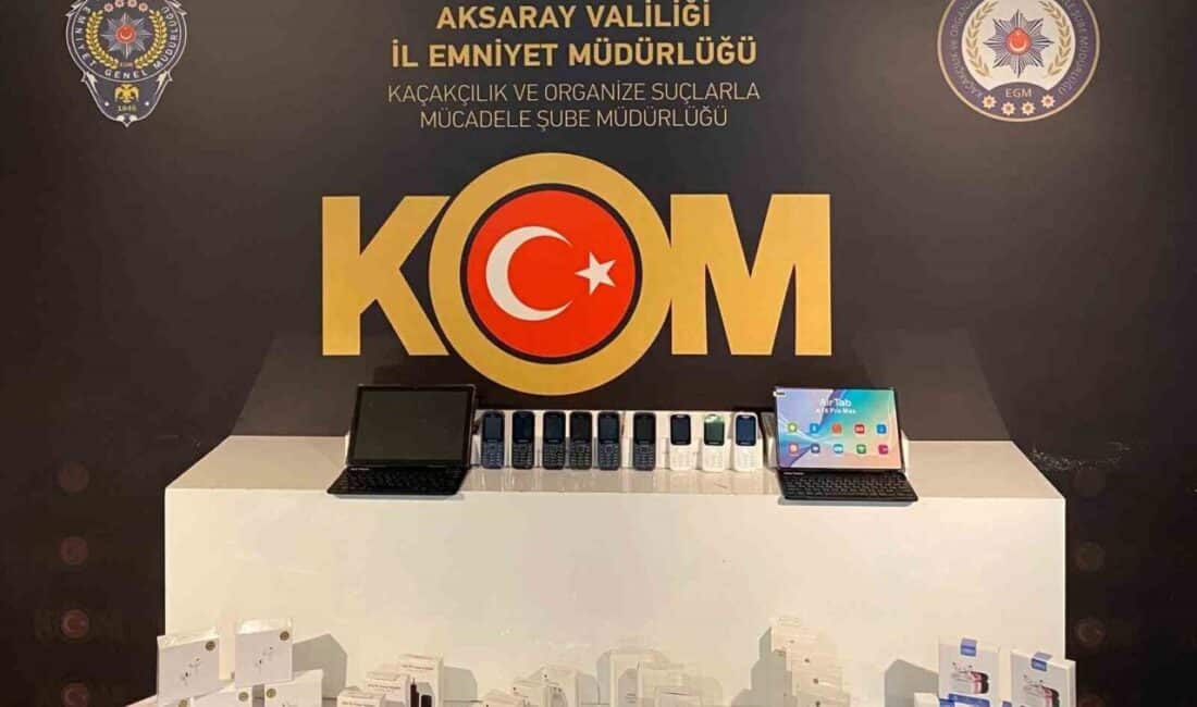 Aksaray’da KOM Ekipleri, Kaçakçılara Yönelik Gerçekleştirdikleri 6 Operasyonda 5 Şüpheliyi Gözaltına Aldı Aksaray'da KOM ekipleri, kaçakçılıkla ilgili 6 farklı noktaya yaptıkları operasyonlarda