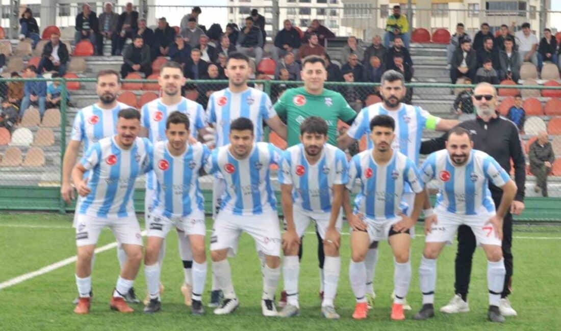 Erciyes İdmangücü, Büyük Toramanspor’u 2-1’lik skorla geçerek galibiyet elde etti. Kayseri 2. Amatör Küme D Grubu'nda Erciyes İdmangücü, Büyük Toramanspor'u