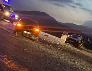 Malatya’da İki Araç Çarpıştı: 1 Ölü, 3 Yaralı Malatya'nın Doğanşehir ilçesinde, M.D. (31) ile Ali Aydın (77) arasındaki