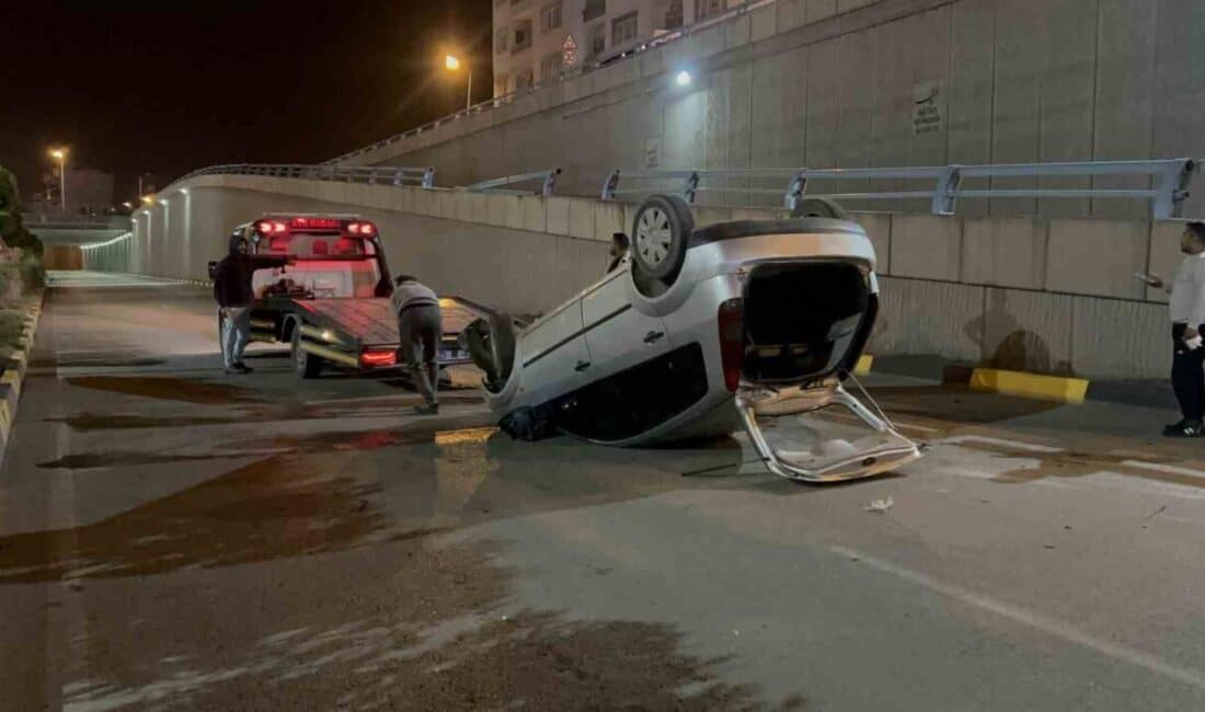 Hatay’da takla atan otomobilin sürücüsü kazayı hafif sıyrıklarla atlattı. Hatay'ın İskenderun ilçesinde bir otomobil, sürücüsünün kontrolü kaybetmesi sonucu takla