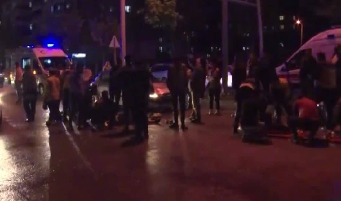 Gaziantep’te Yaya Geçişinde Kaza: İki Kişi Yaralandı Gaziantep'in Şahinbey ilçesinde yolun karşısına geçmeye çalışan iki kişiye, henüz