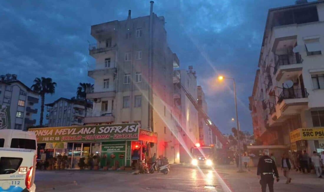 Manavgat’ta İnşaat İşçilerinin Kaldığı Dairede Çıkan Yangın İtfaiye Ekipleri Tarafından Kontrol Altına Alındı Antalya'nın Manavgat ilçesindeki bir apartmanda inşaat işçilerinin kaldığı dairede çıkan