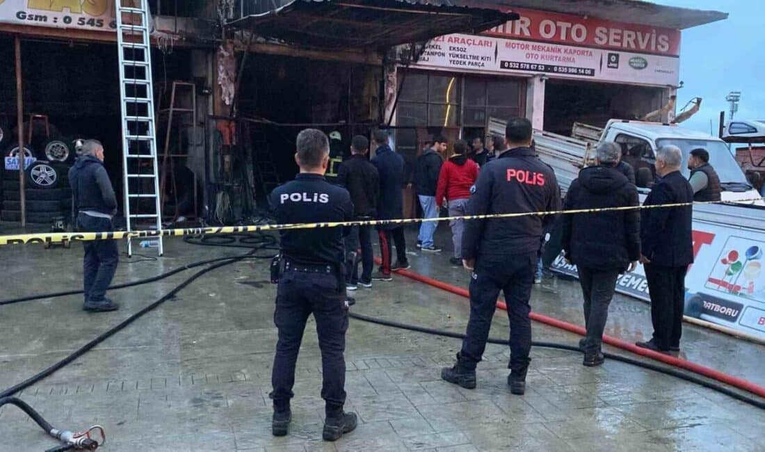 Rize’de Oto Döşeme Atölyesinde Çıkan Yangın Kısa Sürede Büyüyerek Tüm Yeri Sardı Rize'nin Engindere Mahallesi'nde bir oto döşeme atölyesinde çıkan yangın, güçlü