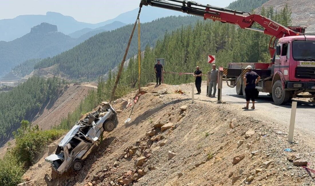 Adana'nın Kozan ilçesinde, Engin Eldaş'ın kullandığı otomobilin uçuruma yuvarlanması sonucu
