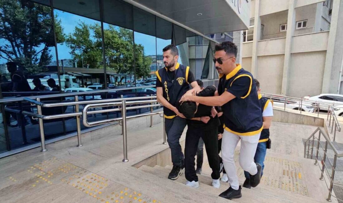 Zonguldak'ta kendilerini polis olarak tanıtan üç şahıs, bir kadını "FETÖ
