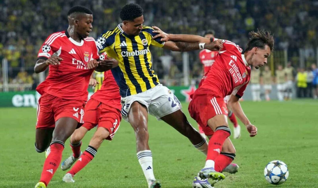 Fenerbahçe, UEFA Şampiyonlar Ligi Play-Off Turu'ndaki ilk maçında Benfica ile