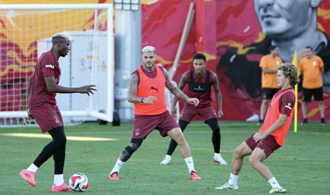 Galatasaray, Kayserispor ile oynayacağı maç öncesi Kemerburgaz Metin Oktay Tesisleri'nde
