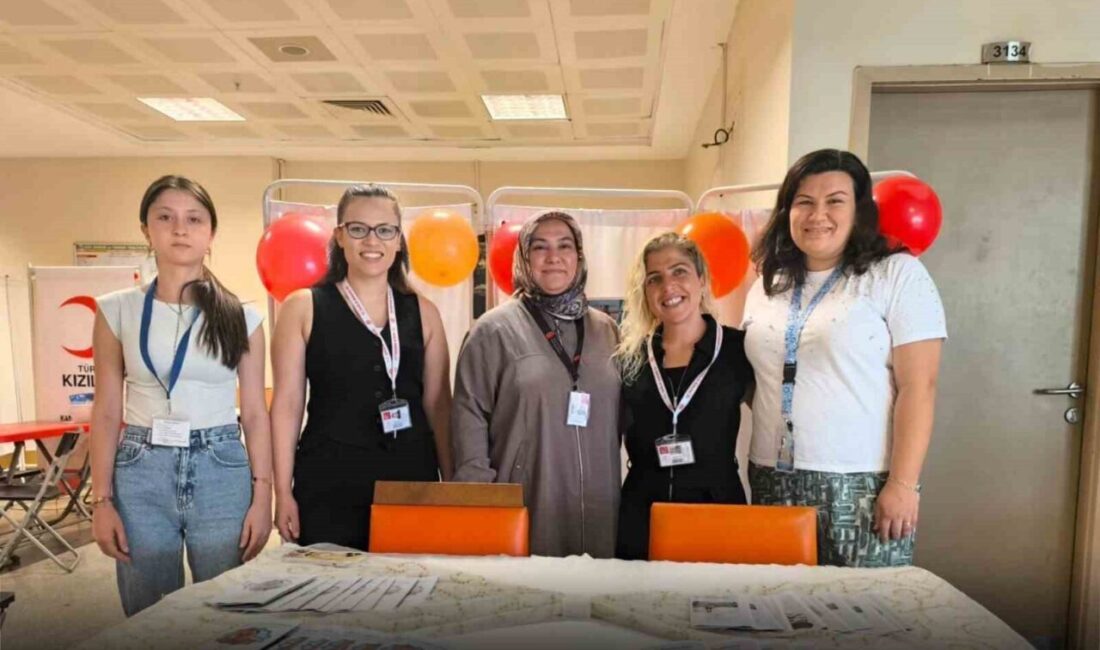 Nazilli Devlet Hastanesi, artan yaz sıcaklarına dikkat çekmek için bilgilendirme
