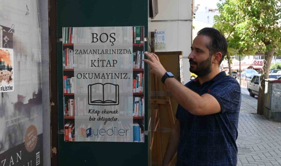Eskişehir'deki sahaf sahibi Ömer Faruk Bozdemir, “Boş zamanlarınızda kitap okumayınız.