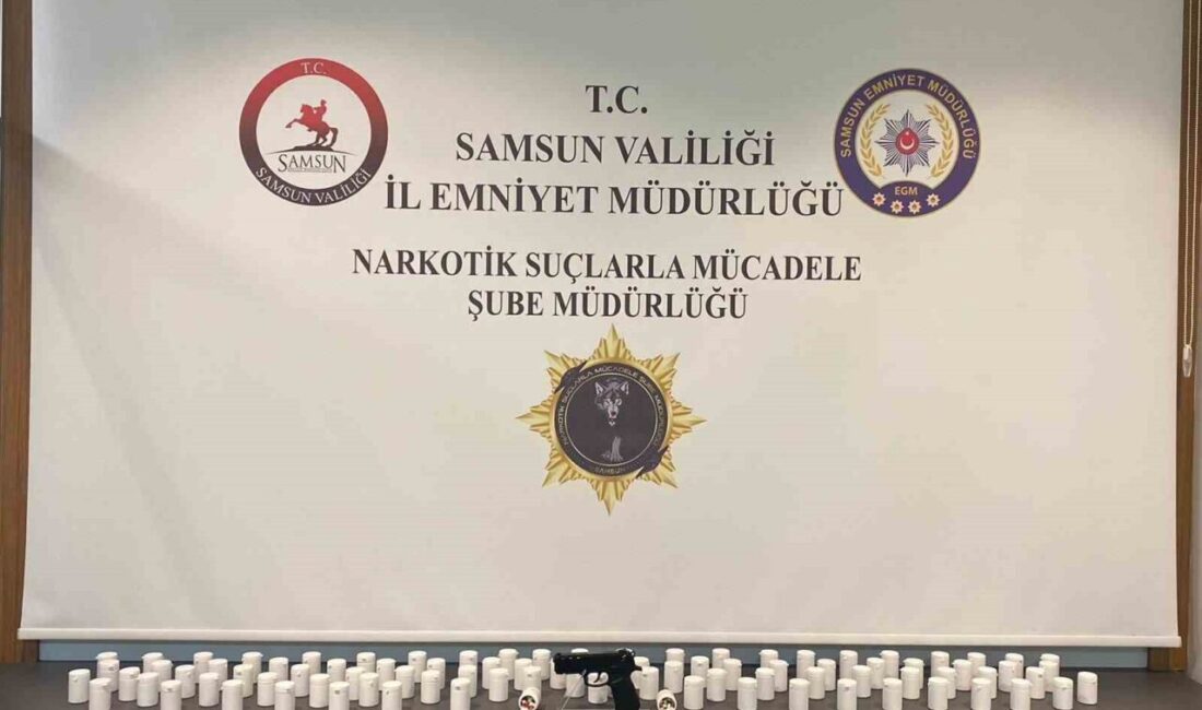 Samsun'da düzenlenen uyuşturucu operasyonunda, K.Ş. (26) ve S.H. (27) gözaltına
